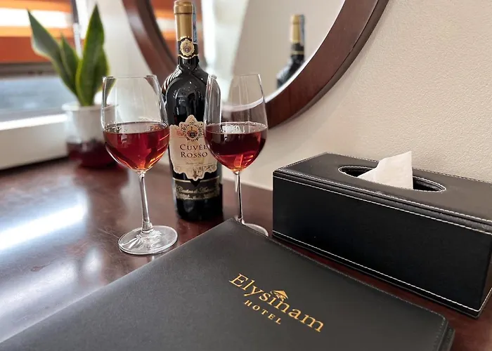 Elysinam Boutique Hạ Long