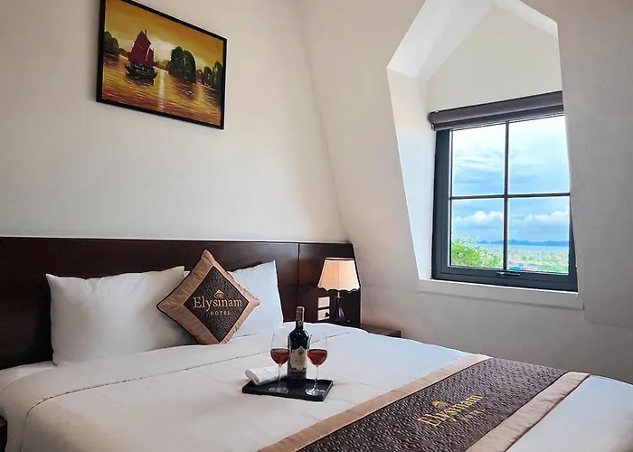 Elysinam Boutique 3* Hạ Long